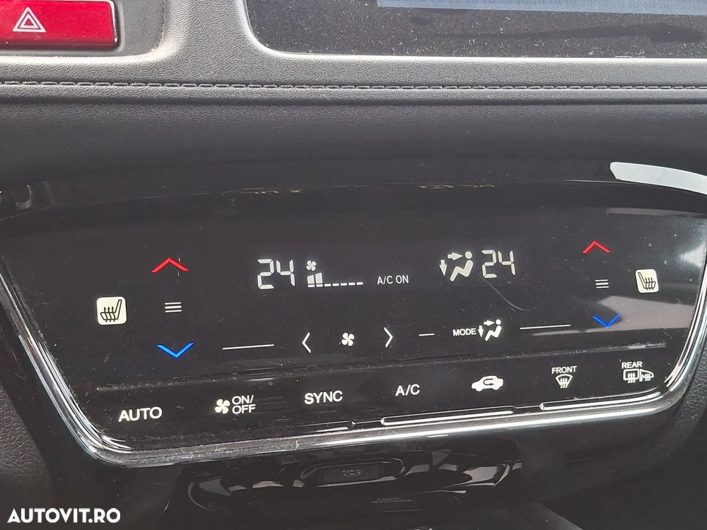 Honda HR-V 1.5 i-VTEC CVT Executive - 23