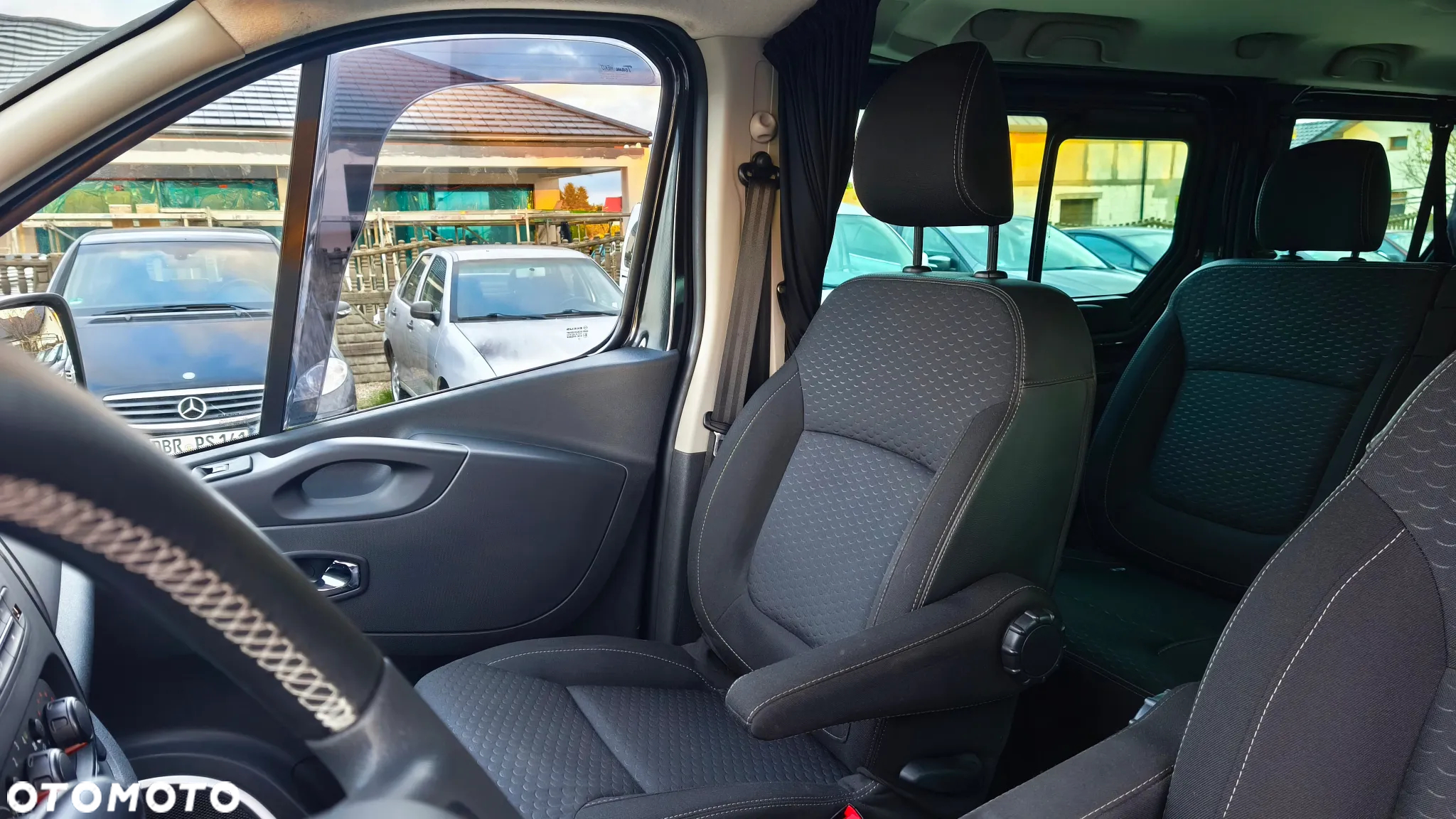 Opel Vivaro - 20