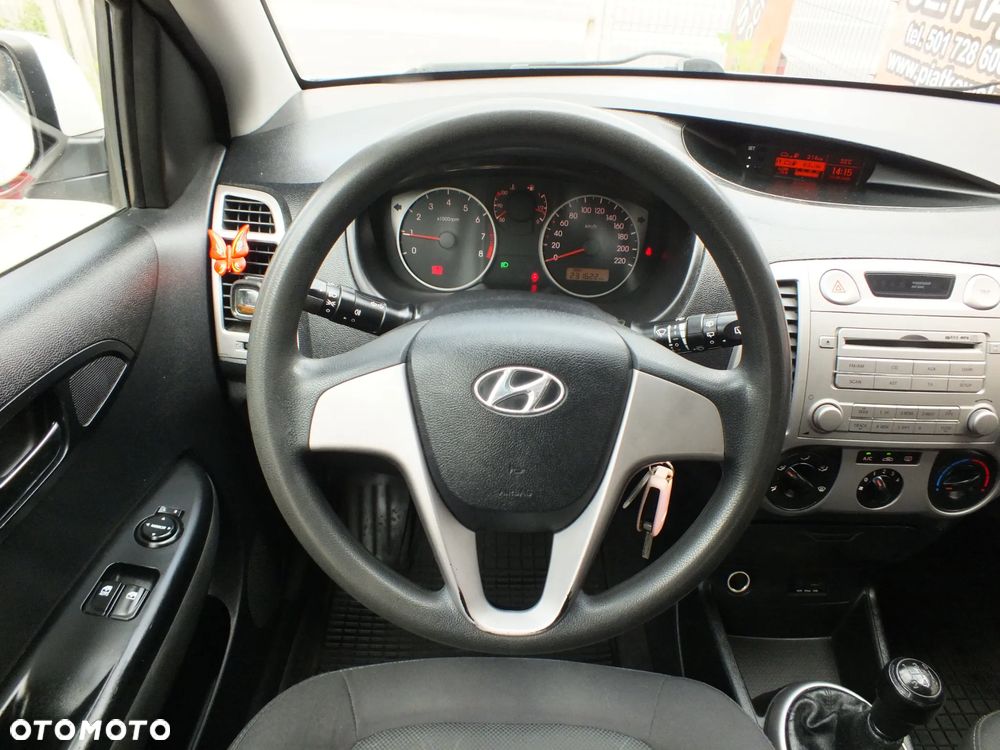 Hyundai i20 - 14