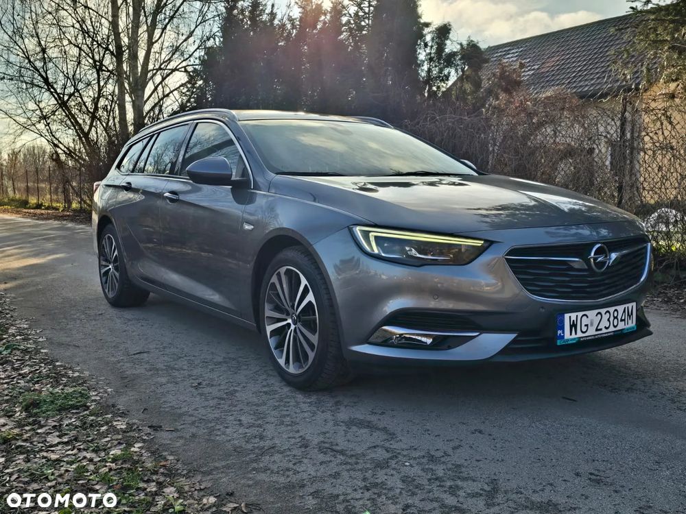Opel Insignia - 1