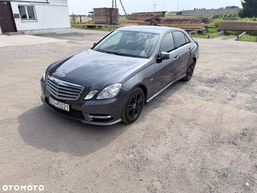 Mercedes-Benz Klasa E 220 CDI BlueEff - 2