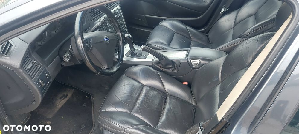 Volvo V70 2.4D5 Edition - 6