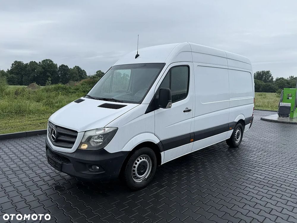 Mercedes-Benz SPRINTER - 2