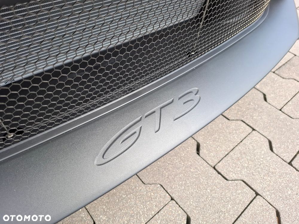Porsche 911 GT3 Touring PDK - 13