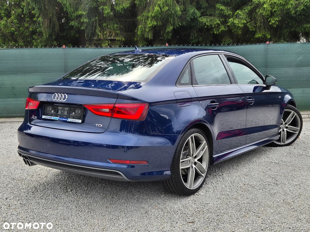 Audi A3 Limousine 2.0 TDI S line Sportpaket - 4