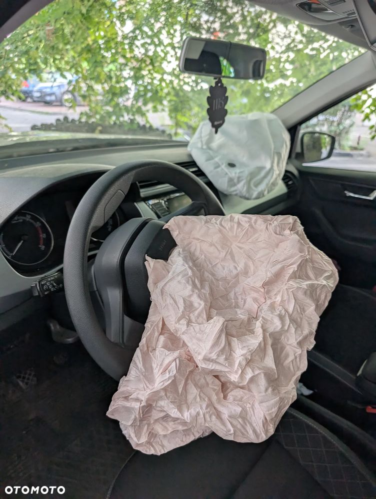 Skoda Fabia 1.0 TSI Ambition - 13
