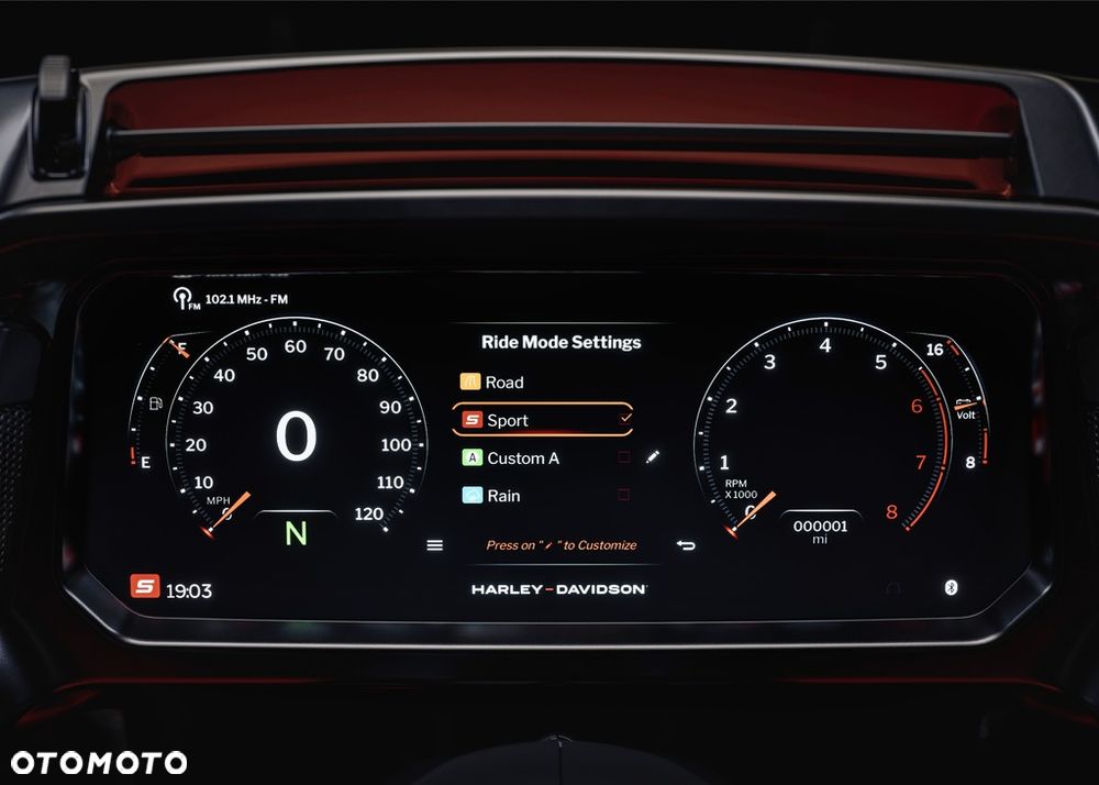 Harley-Davidson Trike Freewheeler - 35