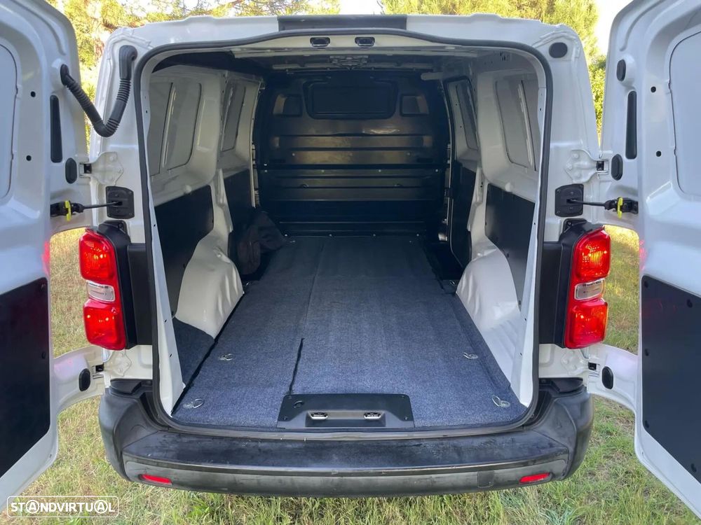 Fiat e-Scudo L3 (75-kWh) - 24