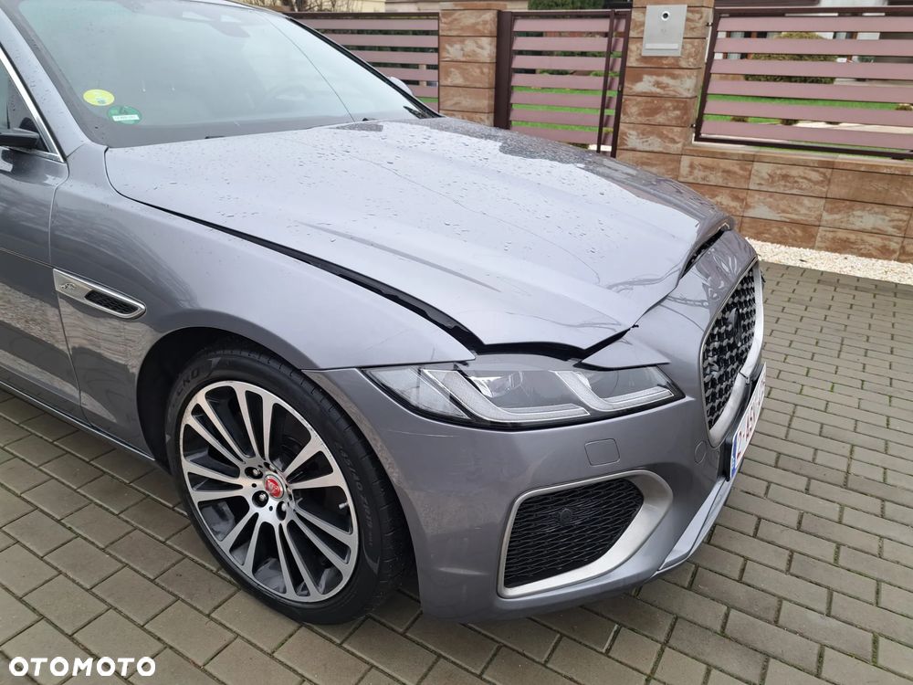 Jaguar XF D200 R-Dynamic HSE - 10