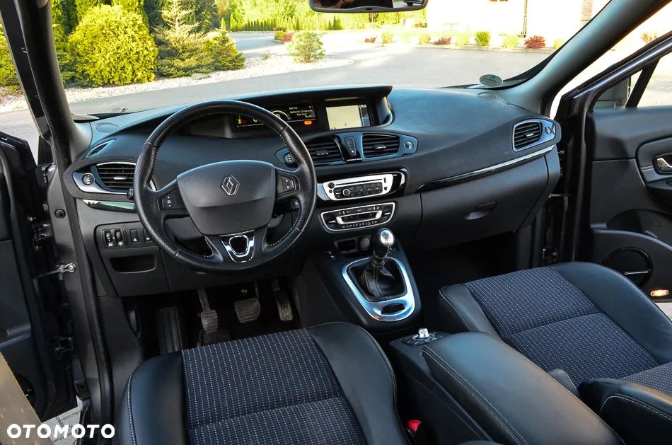 Renault Scenic Energy TCe 115 S&S Xmod Bose Edition - 32