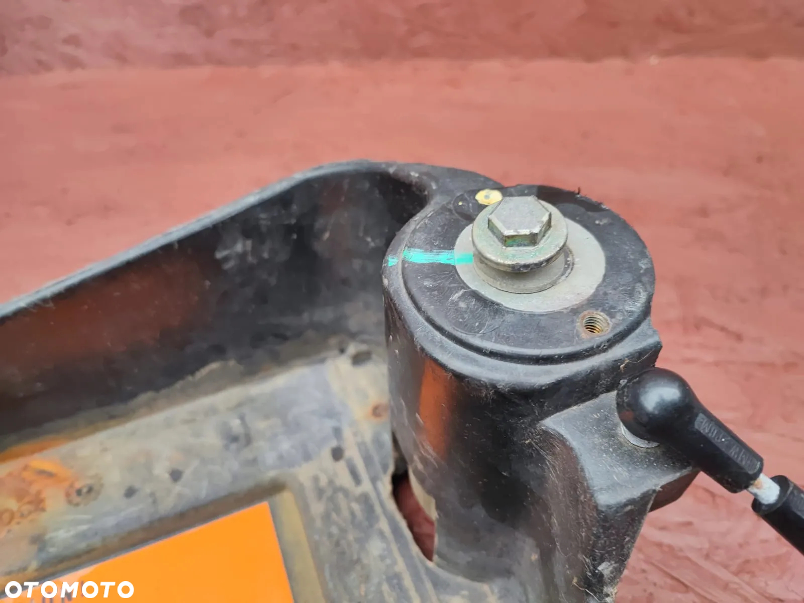 BMW E36 CABRIO ORYGINALNA PODSTAWA AKUMULATORA + TŁUMIK DRGAŃ. O NR: 8 169 054 OEM. BARDZO DOBRY STAN. - 7
