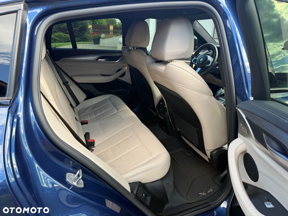 BMW X4 - 33
