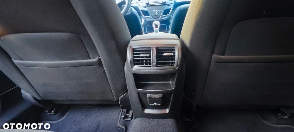 Opel Insignia 2.0 CDTI Executive 4x4 S&S - 15
