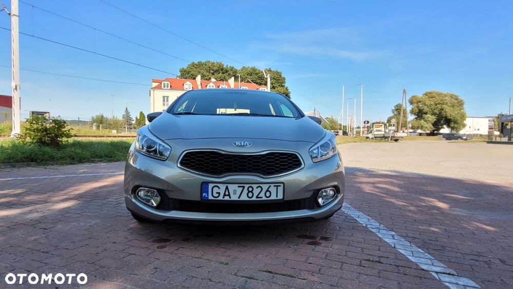 Kia Ceed - 1