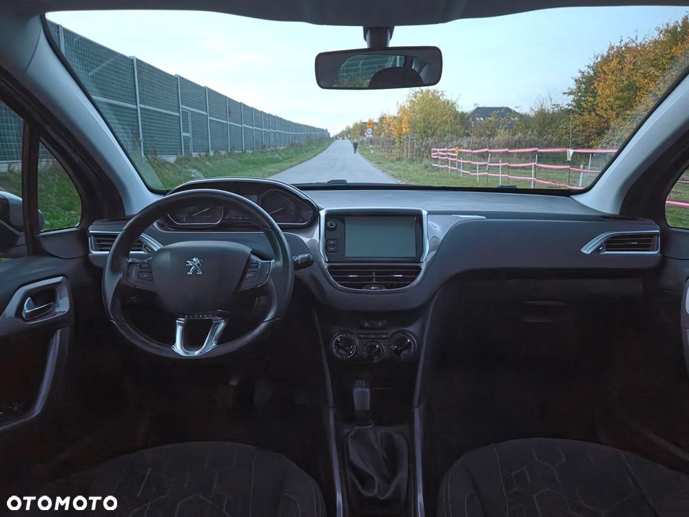 Peugeot 2008 PureTech 82 Allure - 18