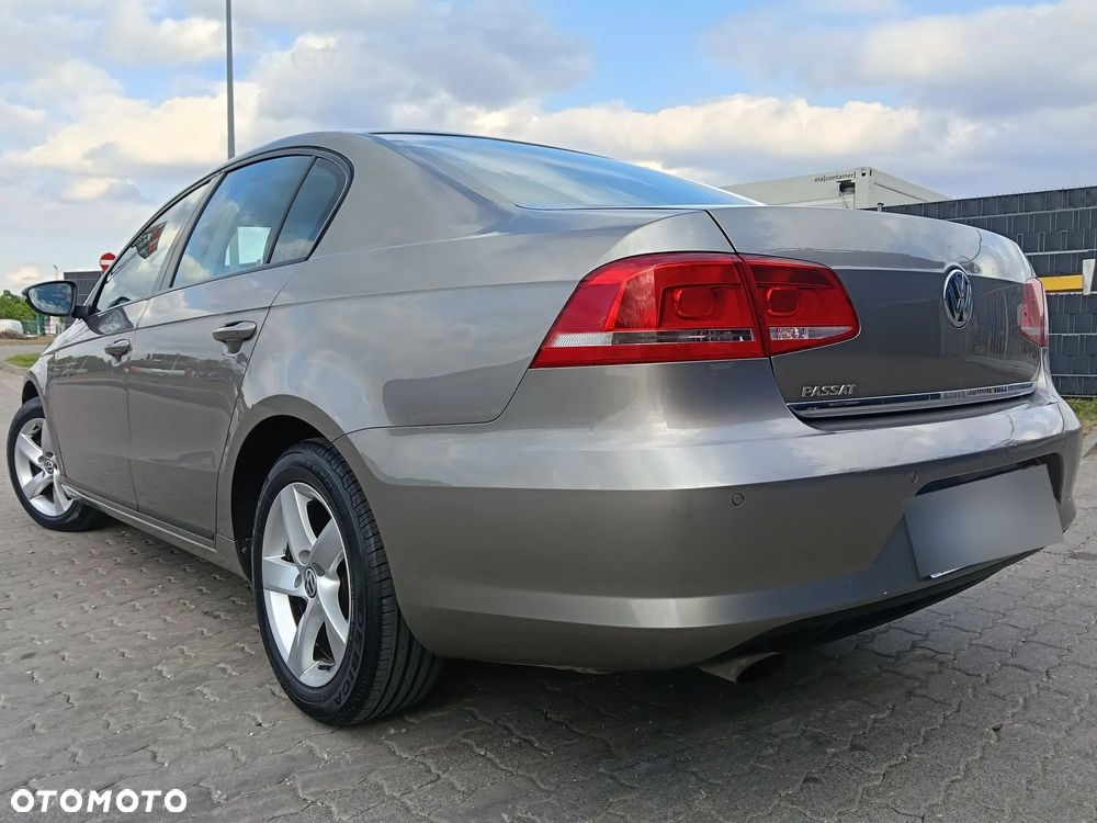 Volkswagen Passat 1.4 TSI Comfortline - 10