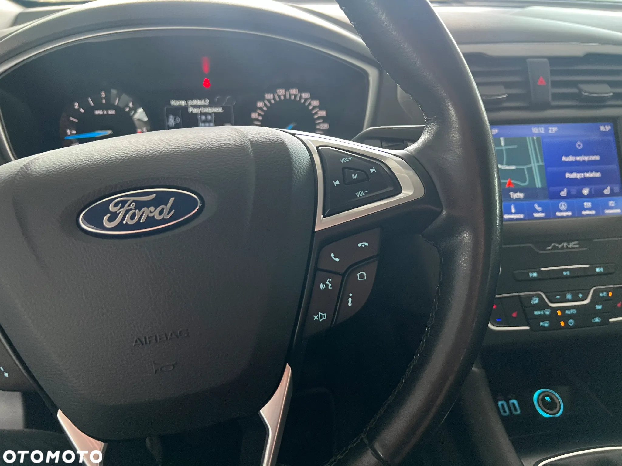 Ford Mondeo 2.0 EcoBlue Titanium - 25