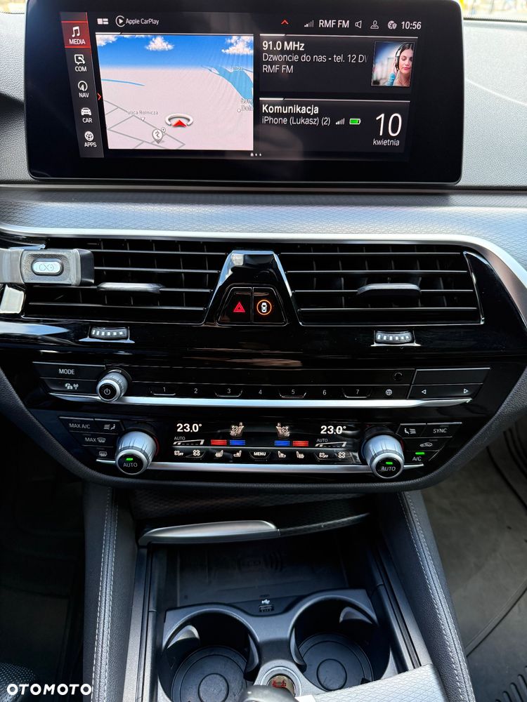 BMW Seria 5 520d xDrive Luxury Line sport - 14