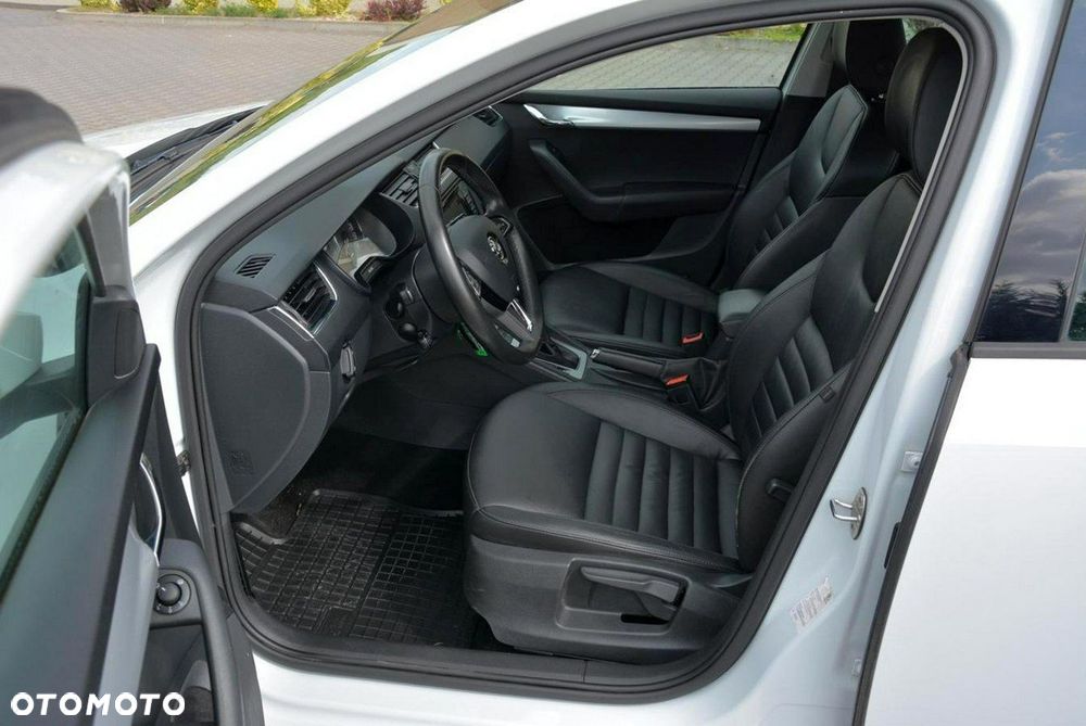 Skoda Octavia 2.0 TDI (Green tec) DSG Style - 22