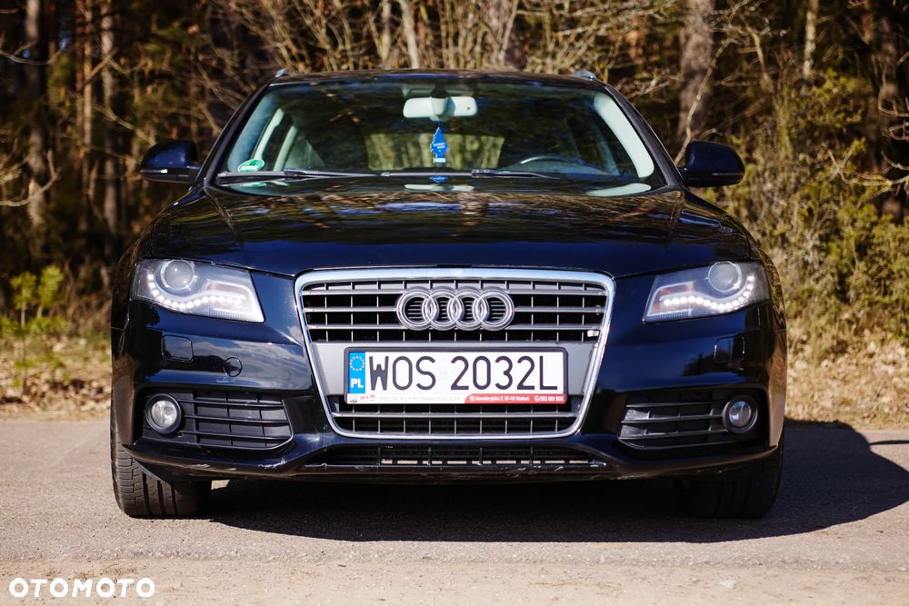 Audi A4 Avant 2.0 TDI DPF quattro Attraction - 11