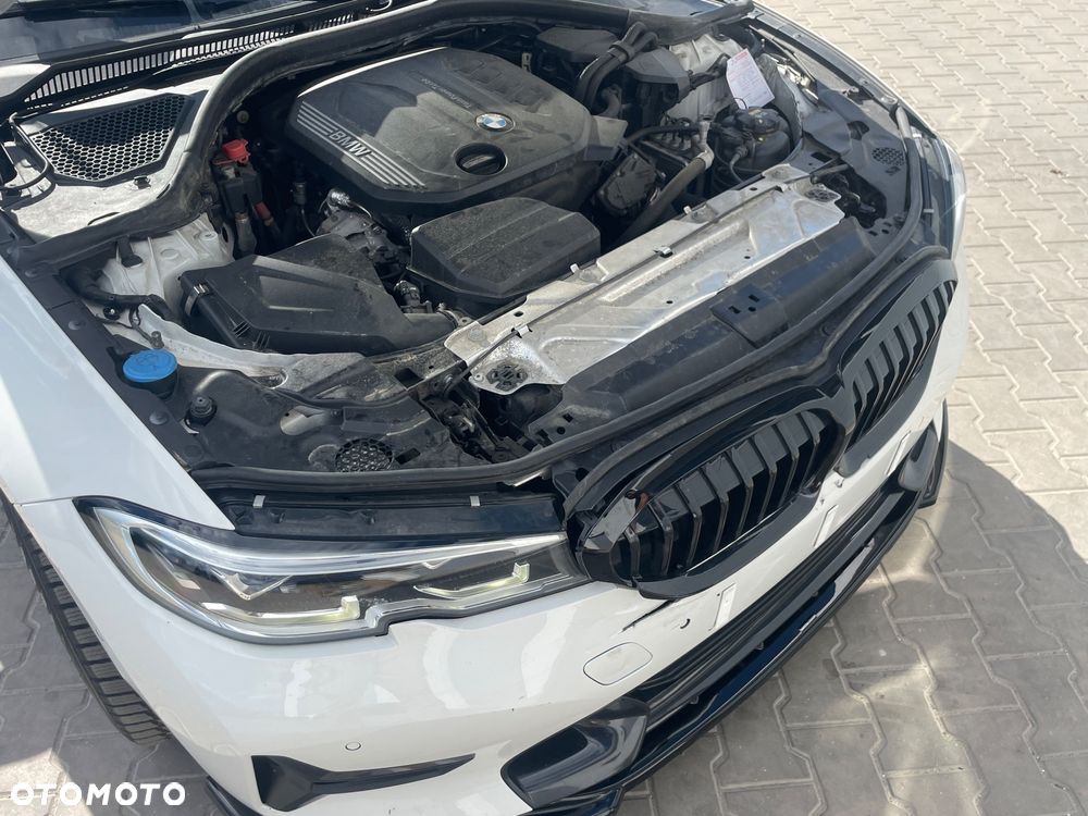 BMW Seria 3 318d Sport Line - 7