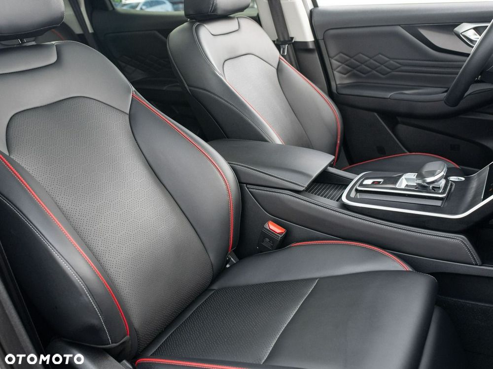 BAIC 7 1.5T Luxury DCT - 34