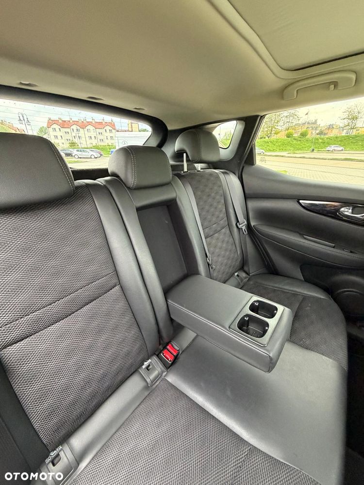 Nissan Qashqai 1.6 DCi Tekna - 10
