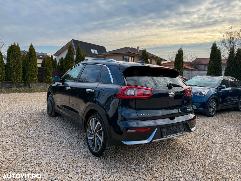 Kia Niro 1.6 GDI HEV 2WD OPF Aut. Edition 7 - 3