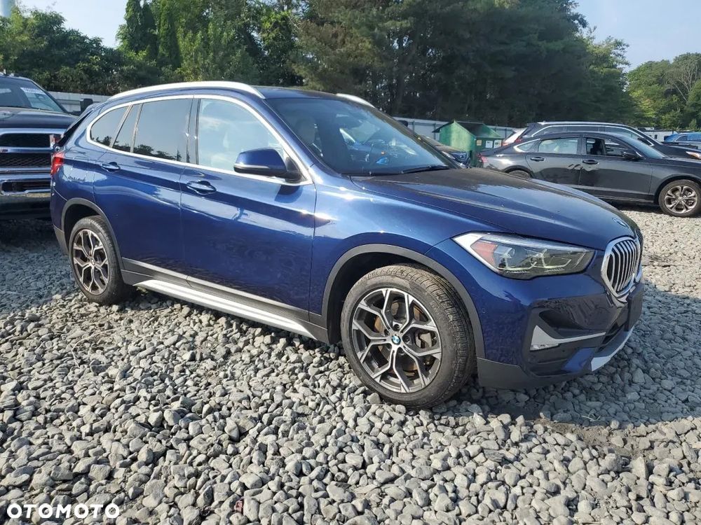 BMW X1 xDrive25i GPF Sport Line sport - 12
