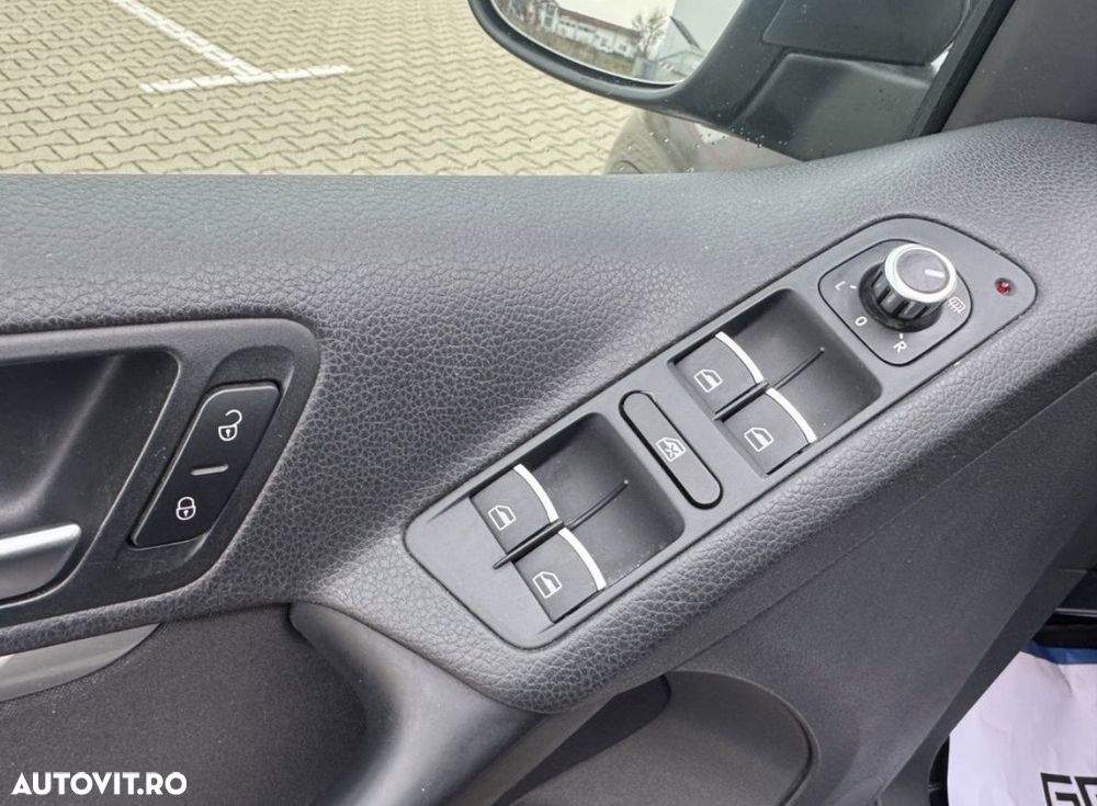 Volkswagen Tiguan 2.0 TDI DPF 4Motion BlueMotion Technology DSG Sport & Style - 12