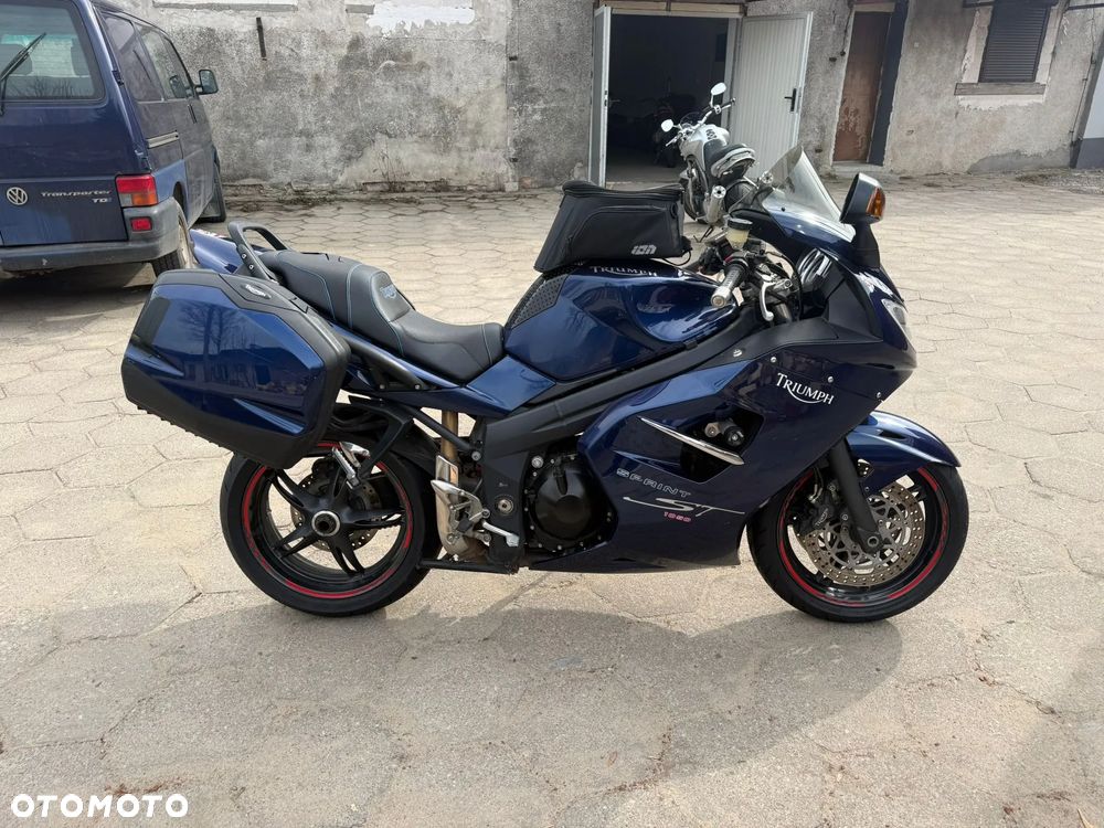 Triumph Sprint - 9