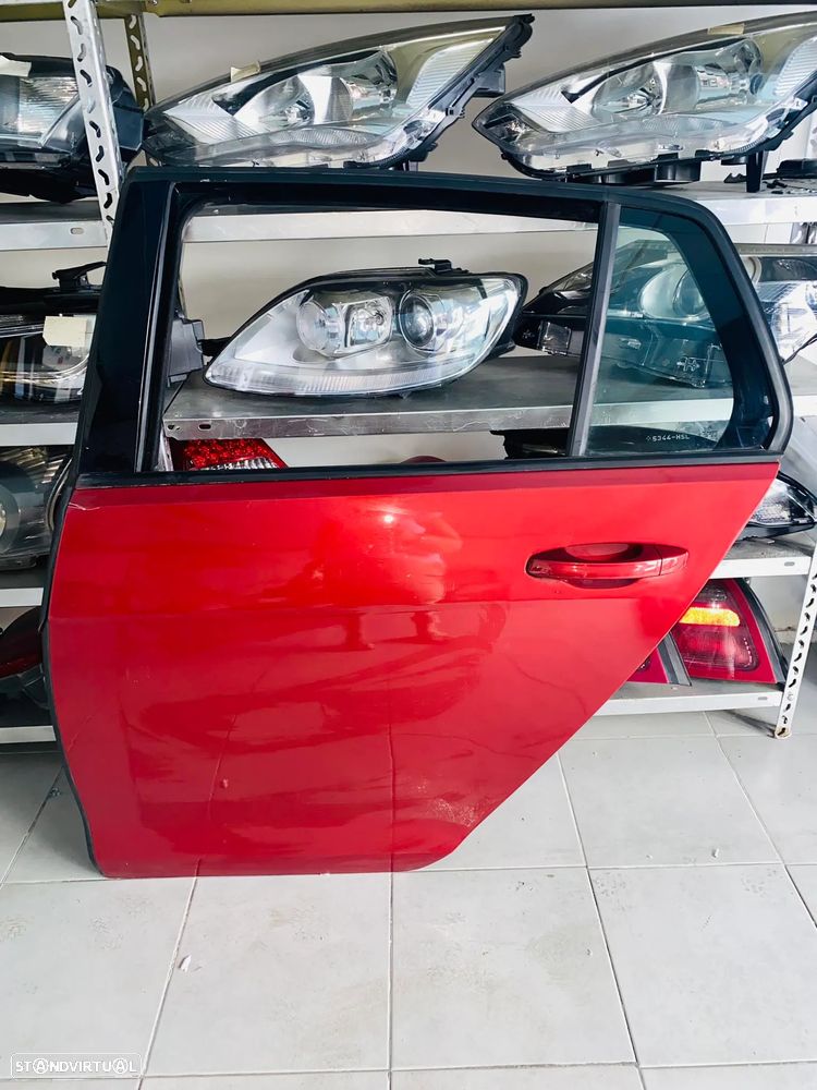 Porta Trás Esquerda Volkswagen Golf VII - 2012 / 2020 - 1