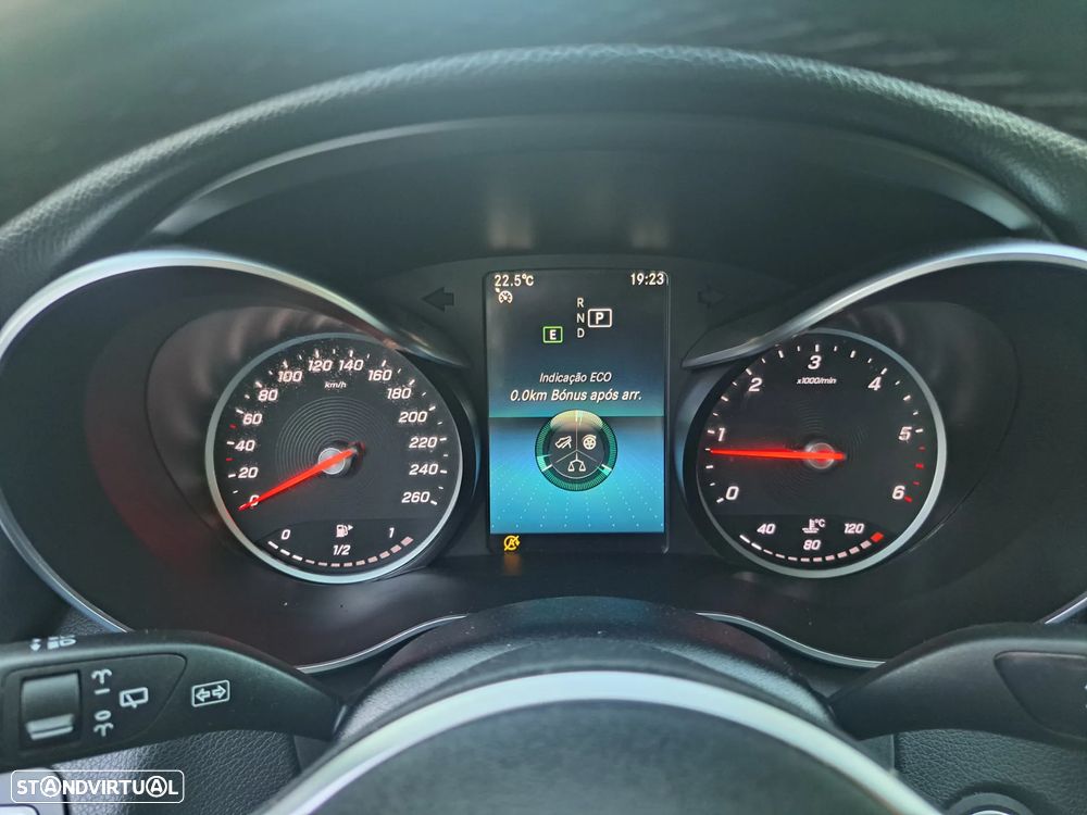 Mercedes-Benz C 220 d Avantgarde - 20