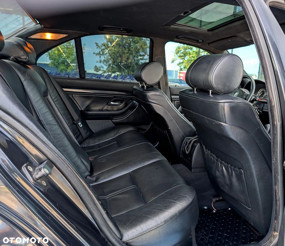BMW Seria 5 - 8