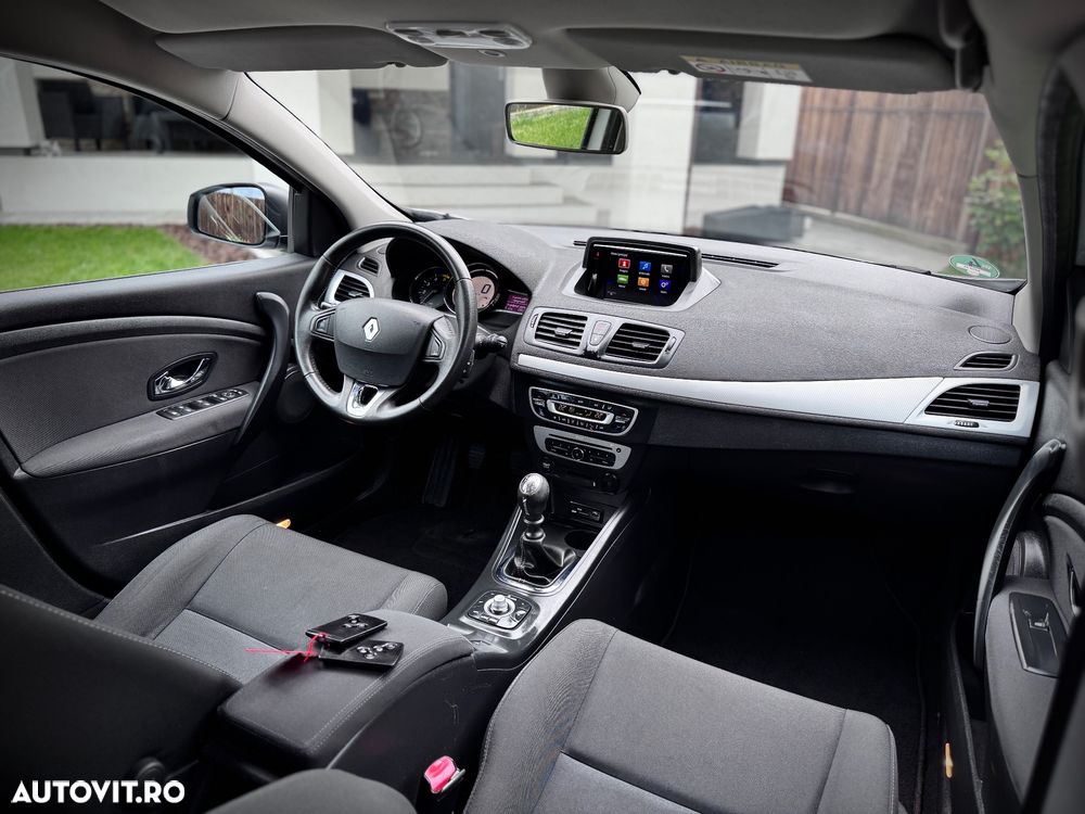 Renault Megane ENERGY dCi 110 Start & Stopp LIMITED - 31