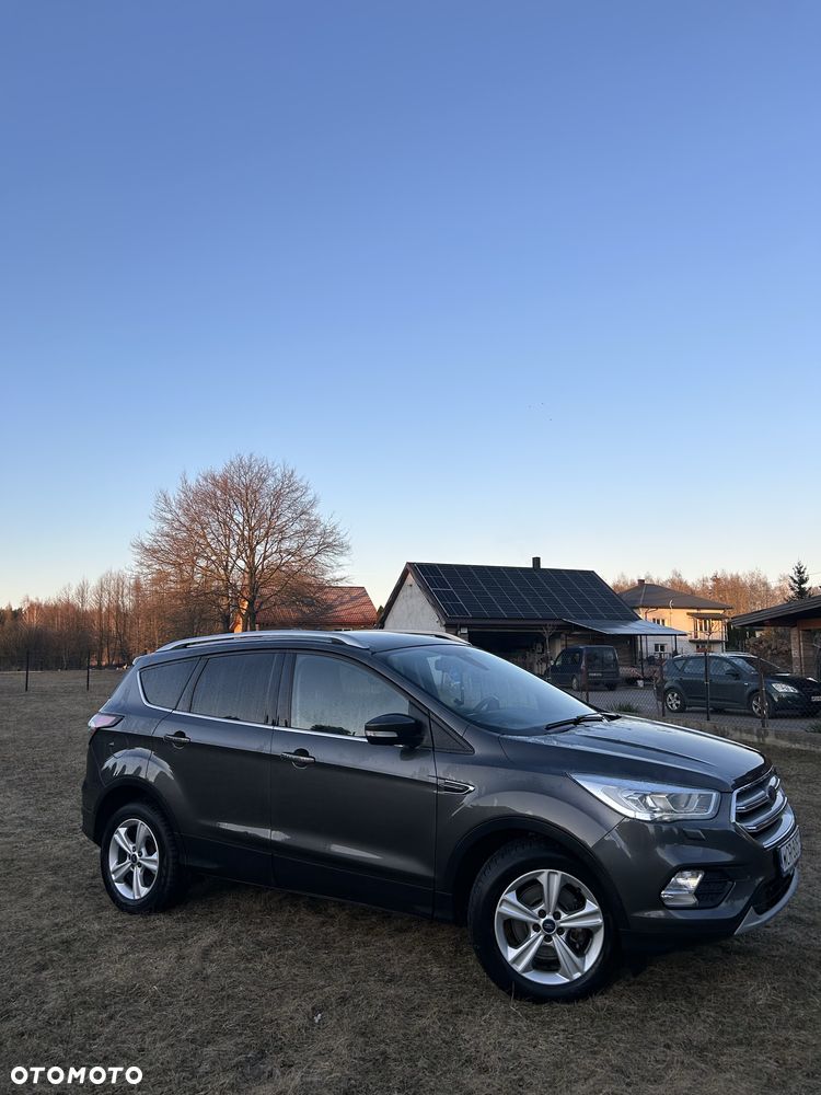 Ford Kuga - 2