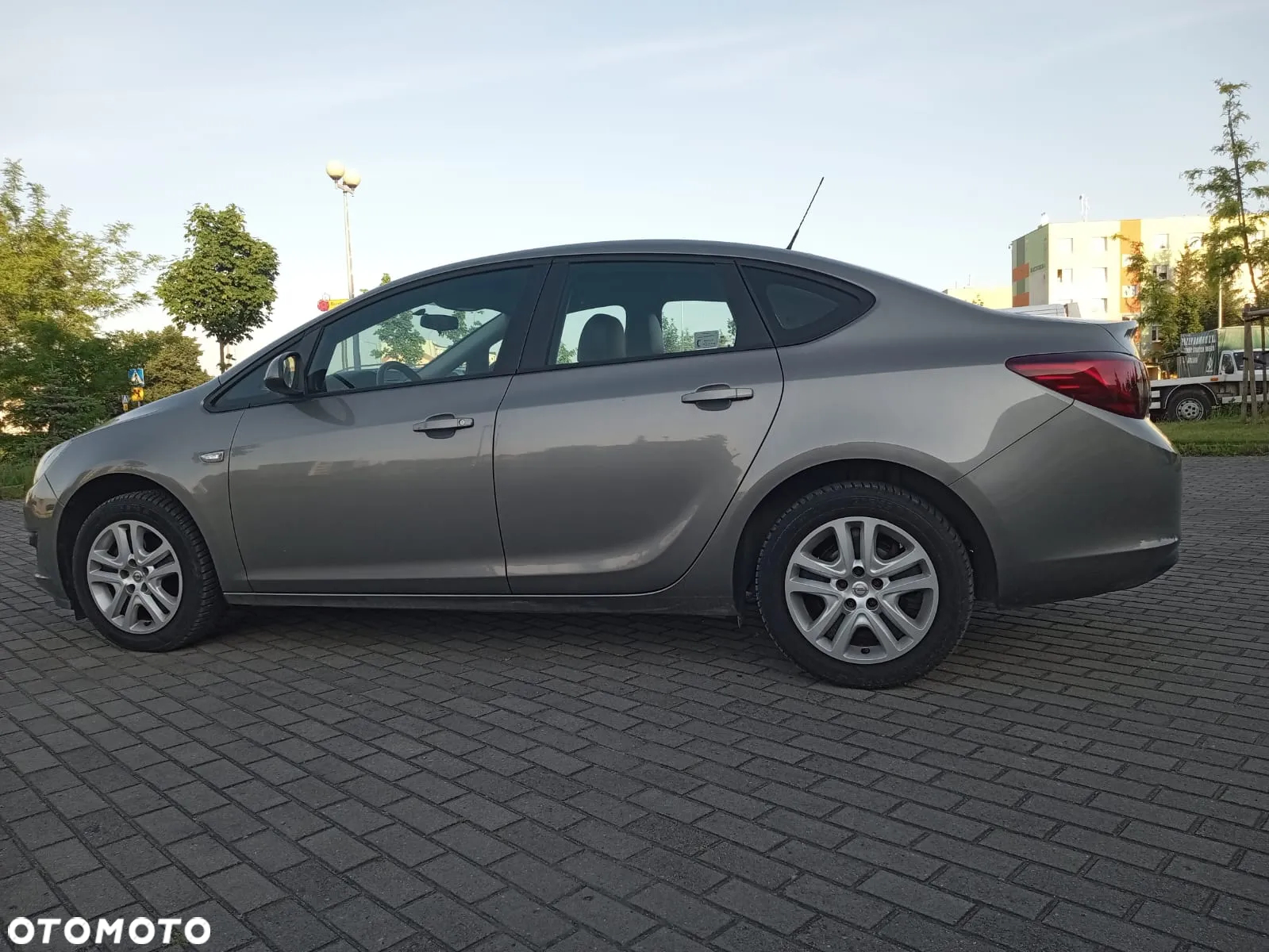 Opel Astra IV 1.6 Energy EU6 - 5