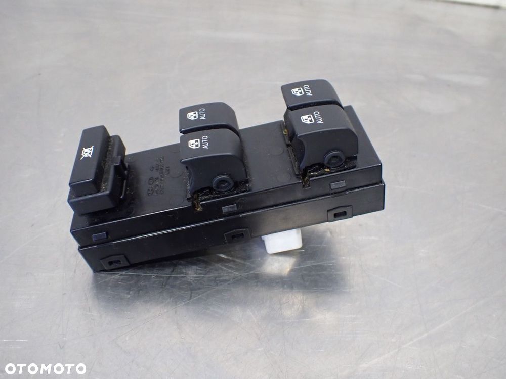 PANEL STEROWANIA SZYB KIA CEED  93570-1H120 369490-1000 - 2