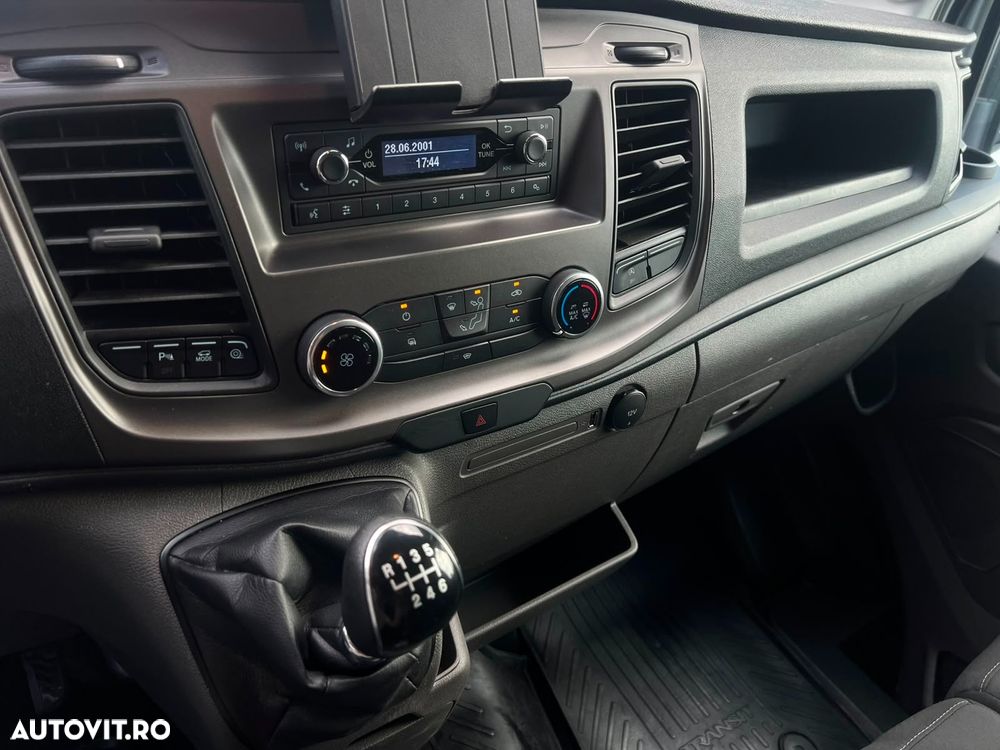 Ford Transit - 16