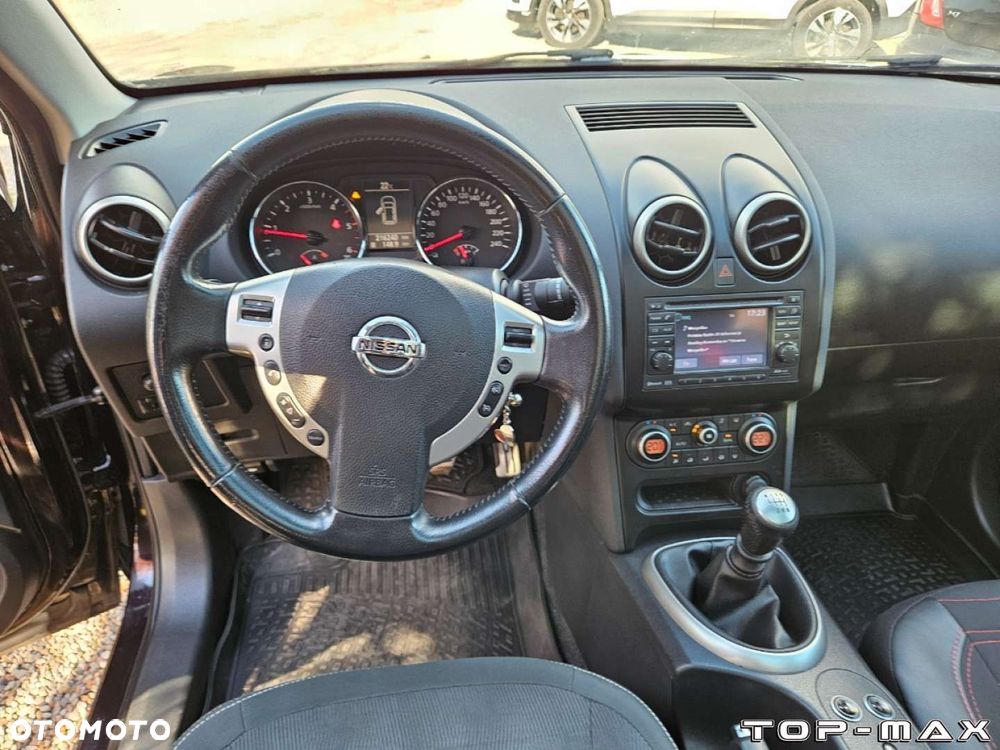 Nissan Qashqai - 24