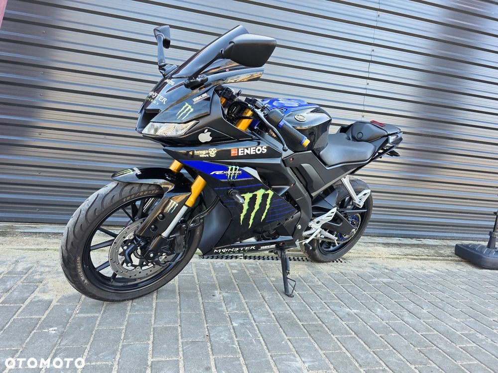 Yamaha YZF - 30