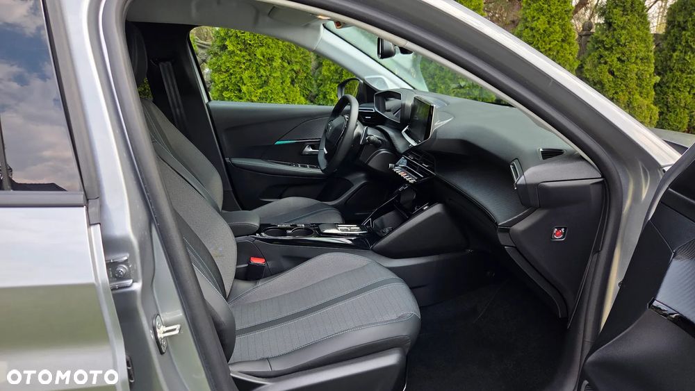 Peugeot 208 1.2 PureTech Allure S&S EAT8 - 14