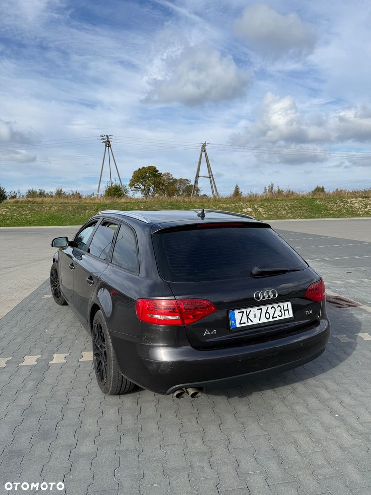 Audi A4 Avant - 5