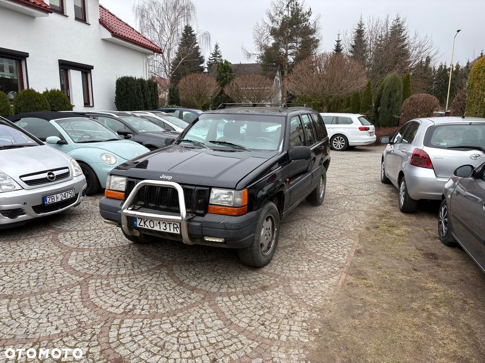 Jeep Grand Cherokee - 1