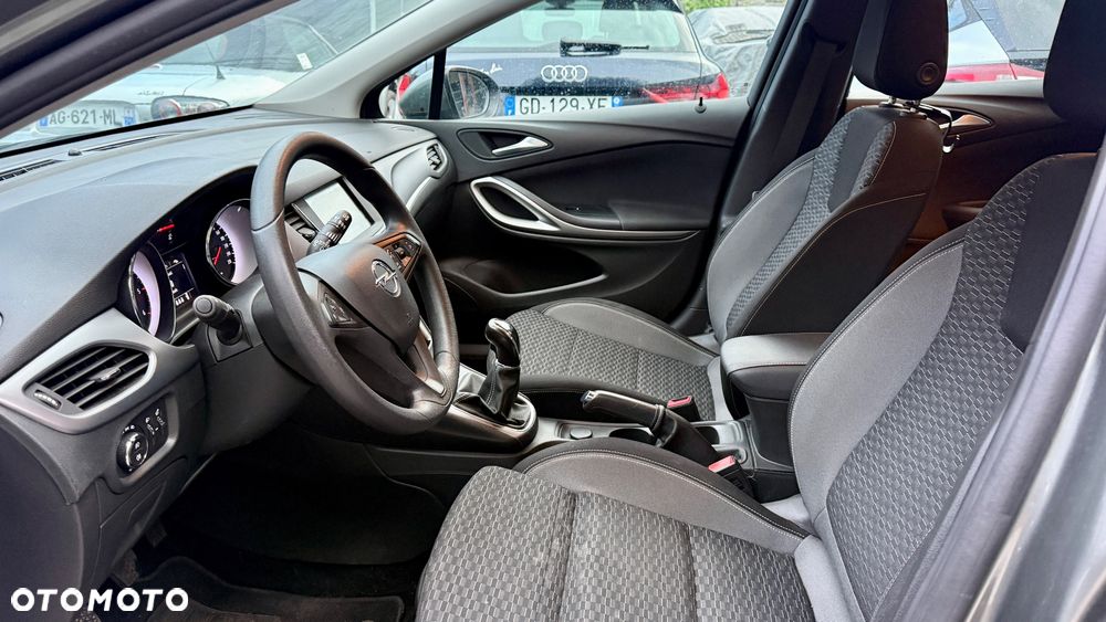 Opel Astra - 25