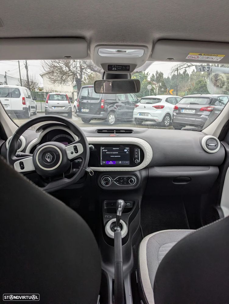 Renault Twingo E-Tech. 22 Techno - 9
