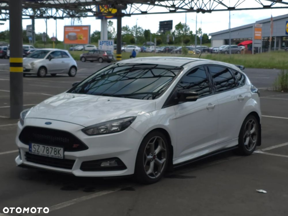 Ford Focus - 16