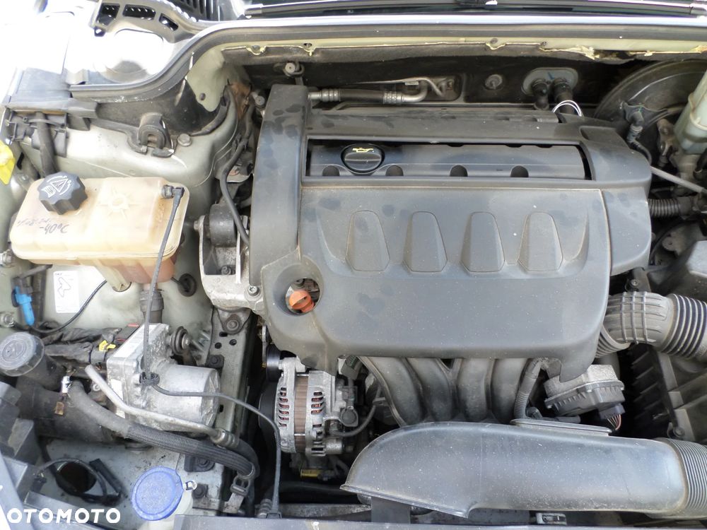 Peugeot 407 140 JBL - 26