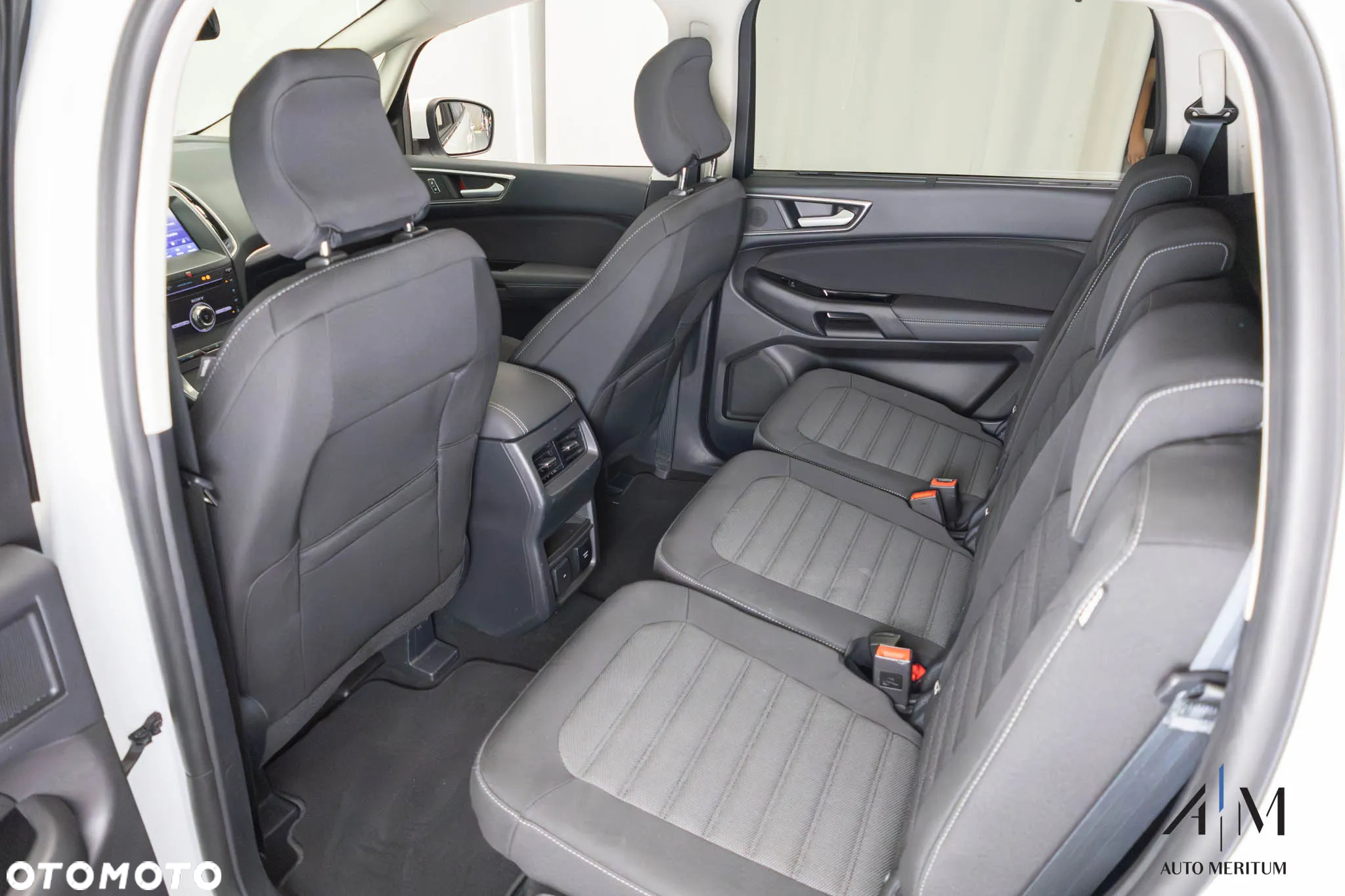 Ford S-Max 2.0 EcoBlue Titanium - 18