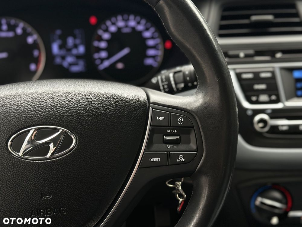 Hyundai i20 1.4 Style - 27